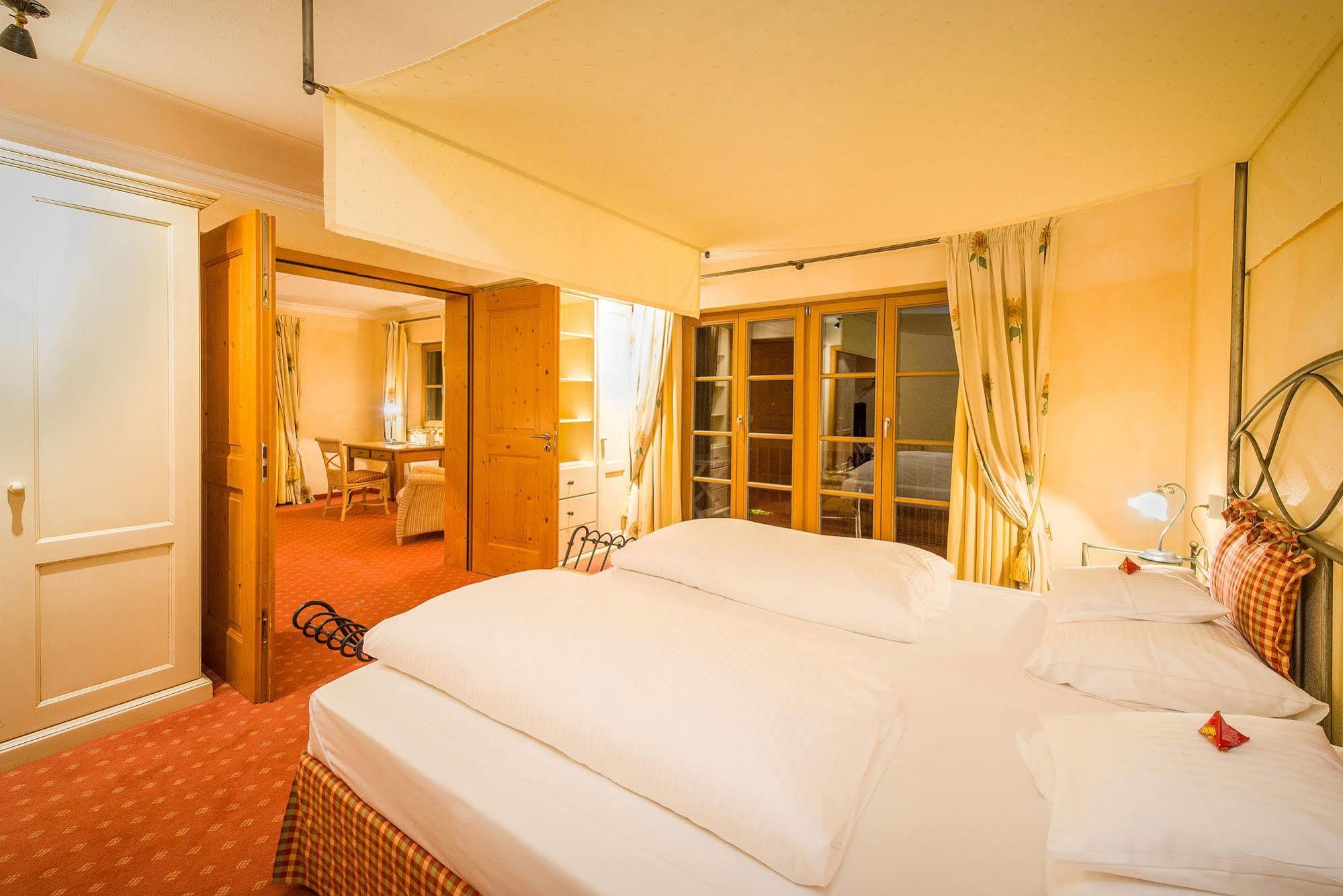 Hotel Und Landgasthof Altwirt Großhartpenning エクステリア 写真